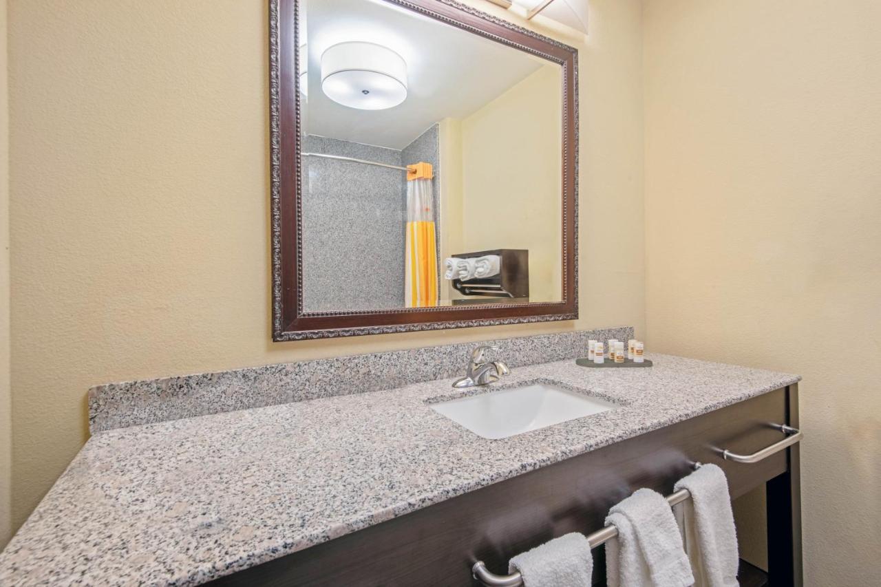 La Quinta By Wyndham Elk City Εξωτερικό φωτογραφία